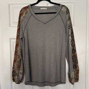 Twenty Second Gray Top with Multicolor Snake Print Sleeves
